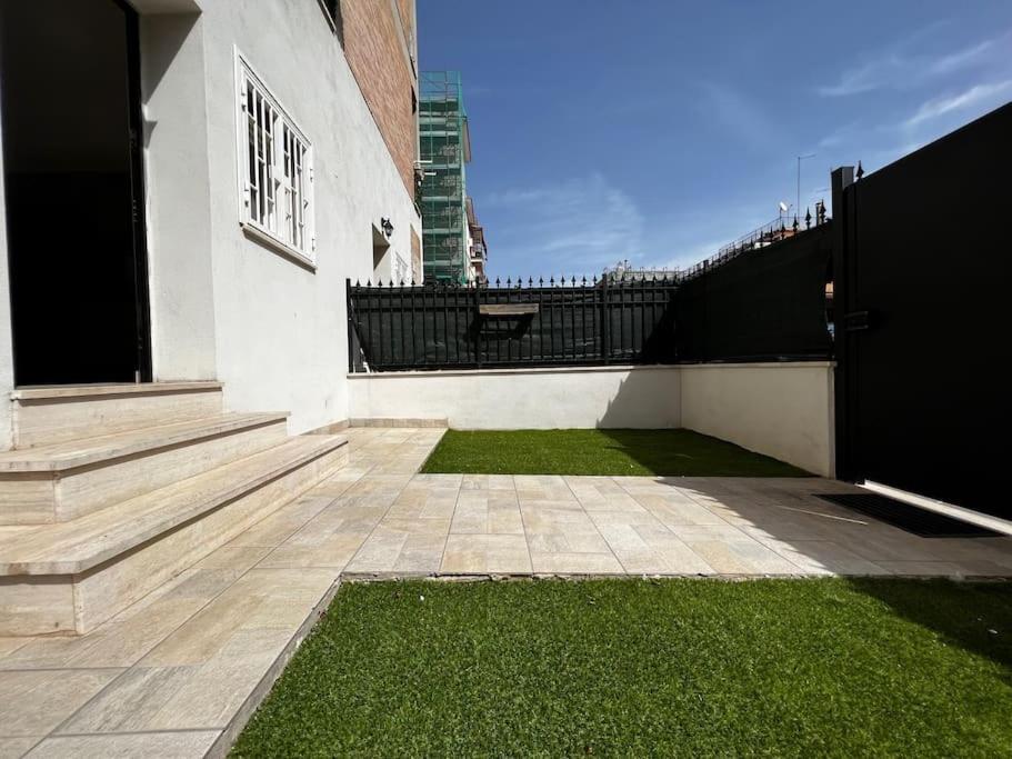 Cozy House With Garden In Centocelle Metro C Casa vacanze Roma